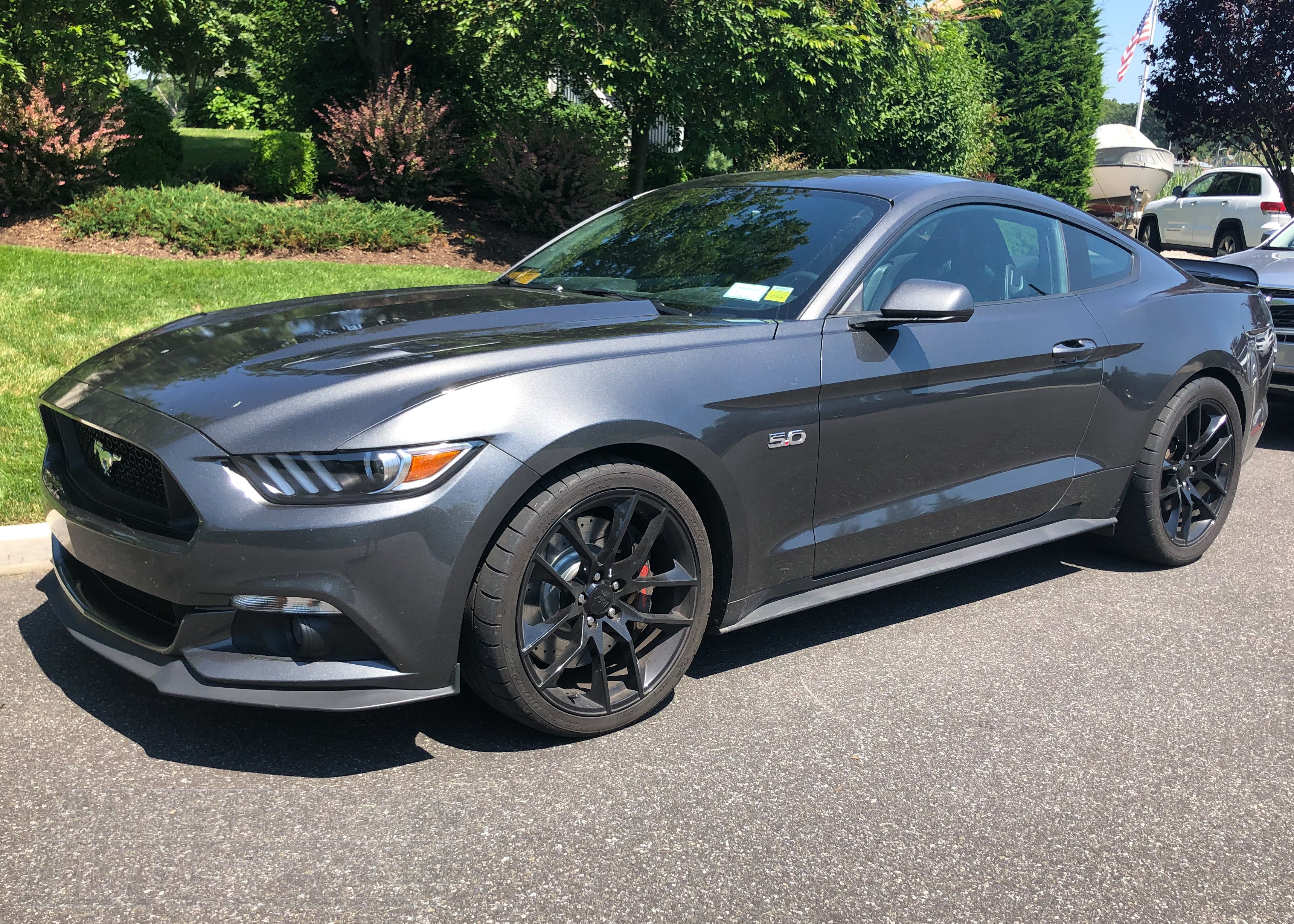 2016 GT Mustang Sitting on Split Spoke Rims